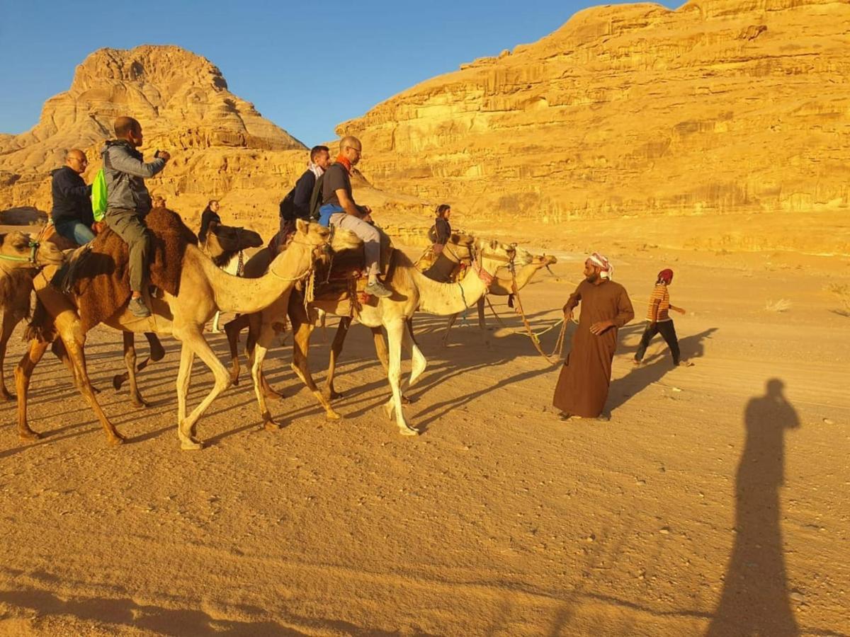 Hotel غرووب وادي رم Esterno foto