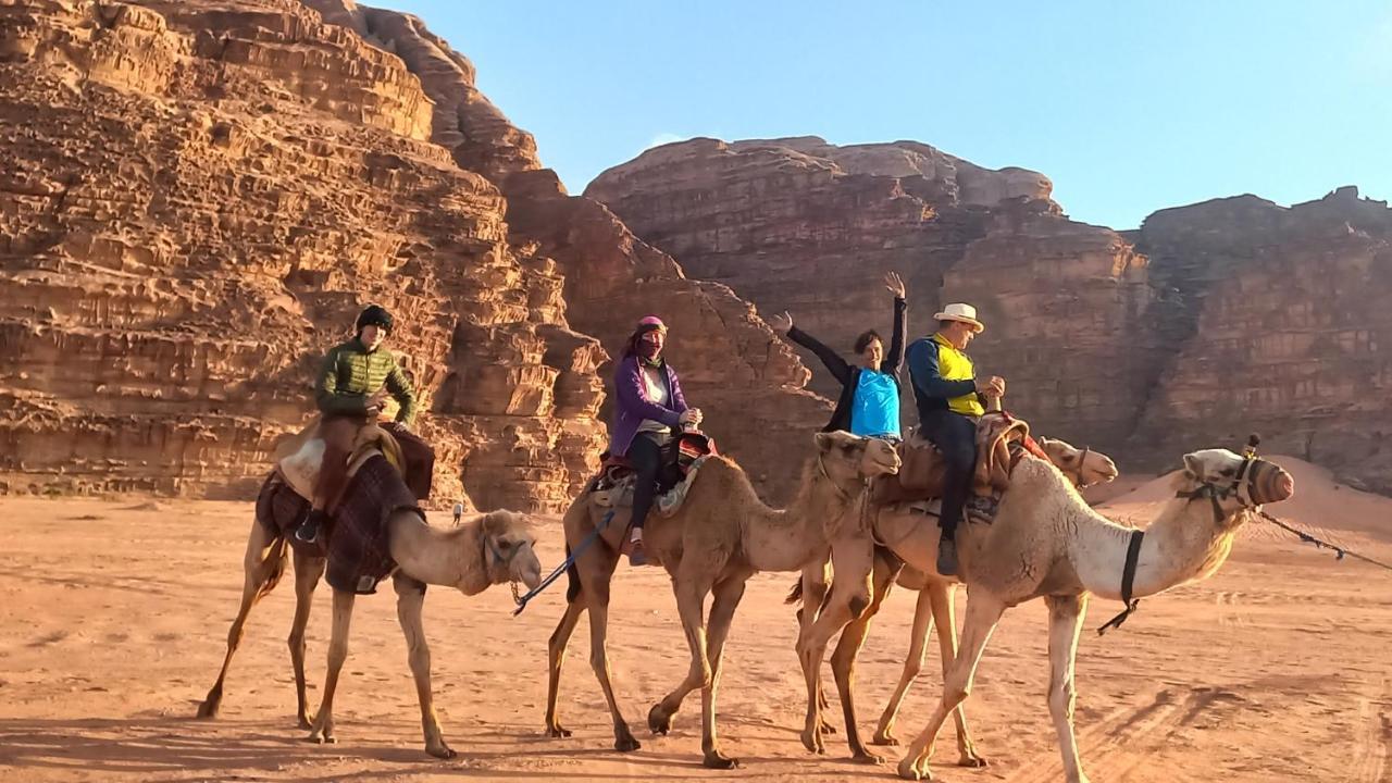 Hotel غرووب وادي رم Esterno foto
