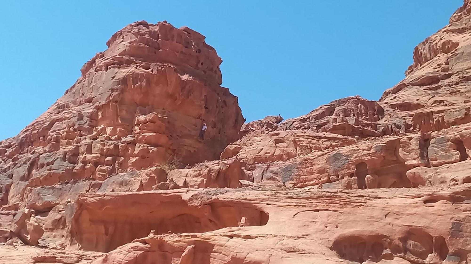 Hotel غرووب وادي رم Esterno foto