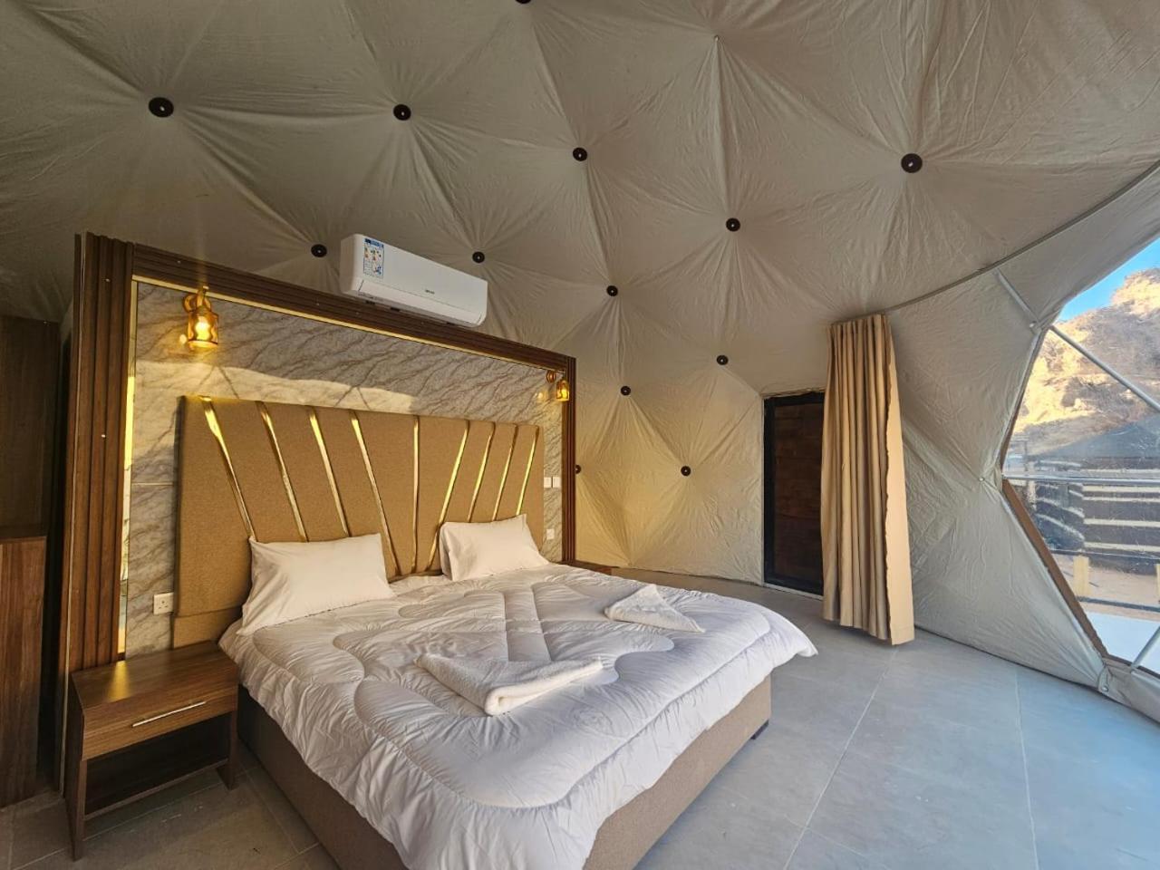 Hotel غرووب وادي رم Esterno foto